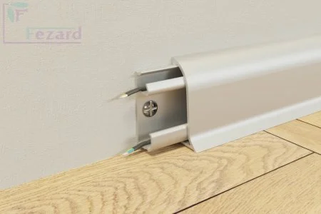 Алюминиевый плинтус Fezard Серебро 43х22х2,5м в Нижнекамске