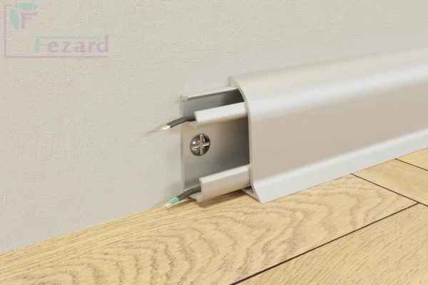 Алюминиевый плинтус Fezard Серебро 43х22х2,5м в Нижнекамске