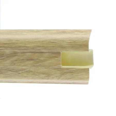 Пластиковый плинтус Royce №819 Дуб Летний (58х22х2200мм) в Нижнекамске