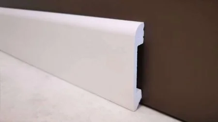 Плинтус Solid UHD 05/80 (80х13х2400 мм) в Нижнекамске