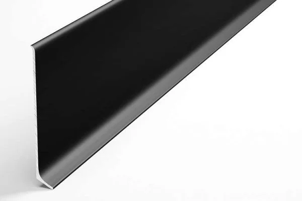 Алюминиевый плинтус Bonkeel ПЛ100 515л Черный (95,1х11,2х2500мм) в Нижнекамске