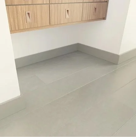 Плинтус NMC Wallstyl FD2S (110х15х2000 мм) в Нижнекамске