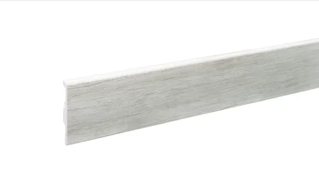 Плинтус дюрополимерный Bonkeel Дуб Северный (80х14х2000 мм) в Нижнекамске