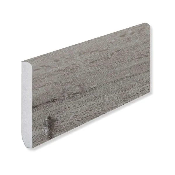 Кварцевый плинтус Fargo 1602 Дуб Каменный Берег градиент 80х11х2200 мм в Нижнекамске